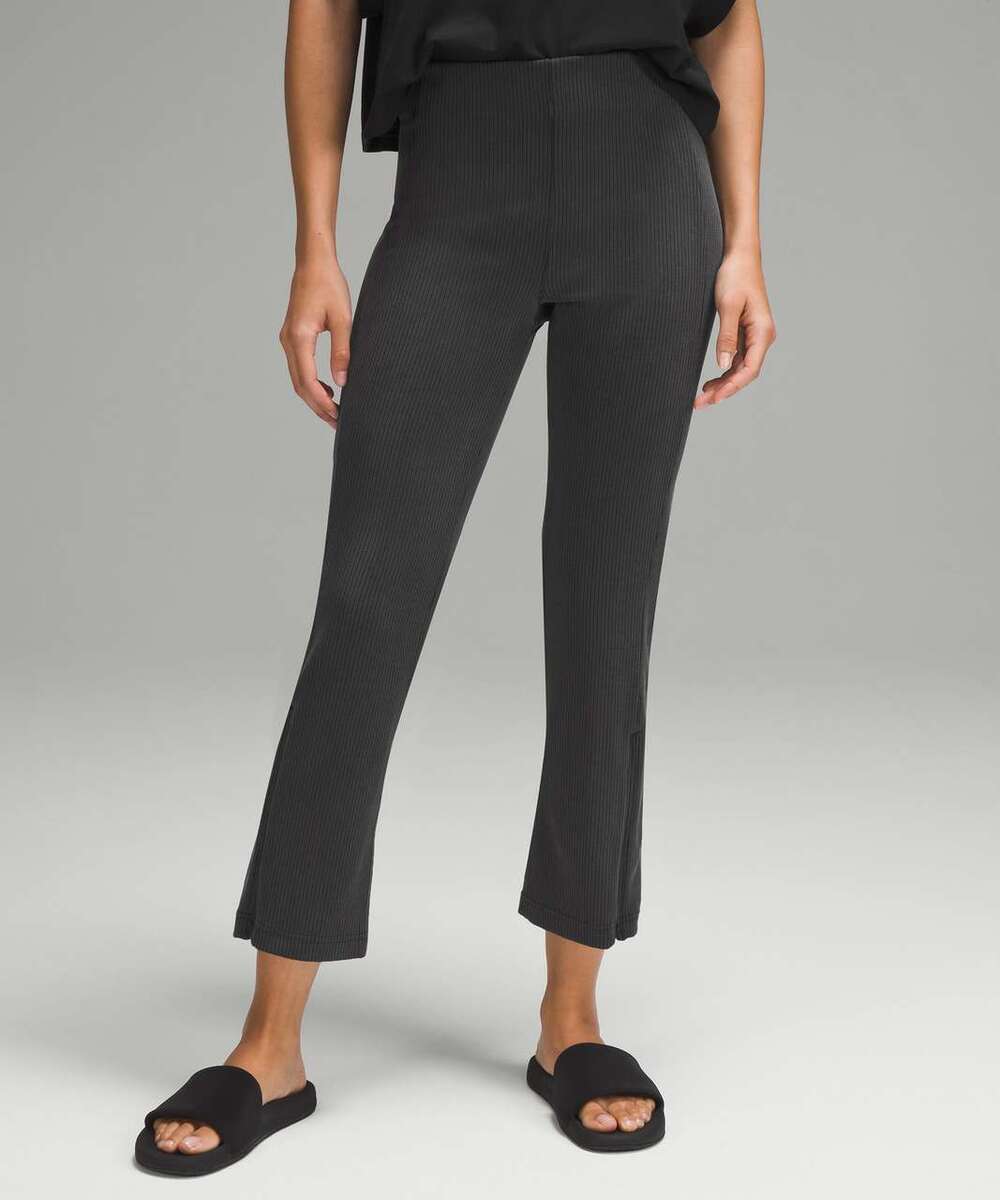 NWT Lululemon Ribbed Softstreme Zip-Leg High-Rise Cropped Pants Black Size 6